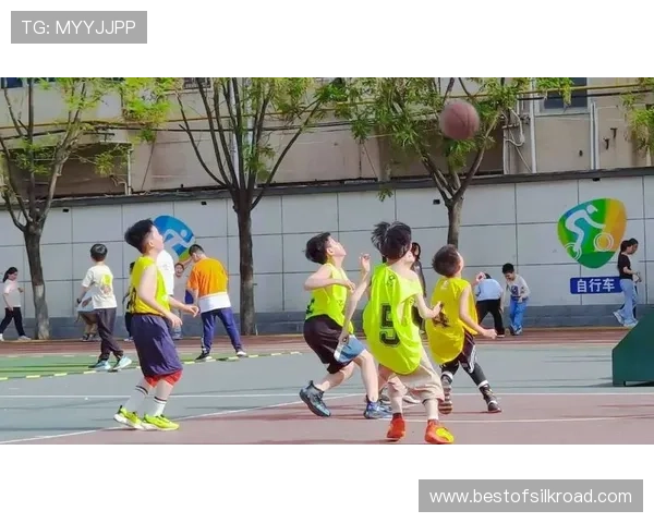 开心体育让青少年在娱乐中锻炼身体,培养团队合作精神 开心体育让青少年在娱乐中锻炼身体,培养团队合作精神