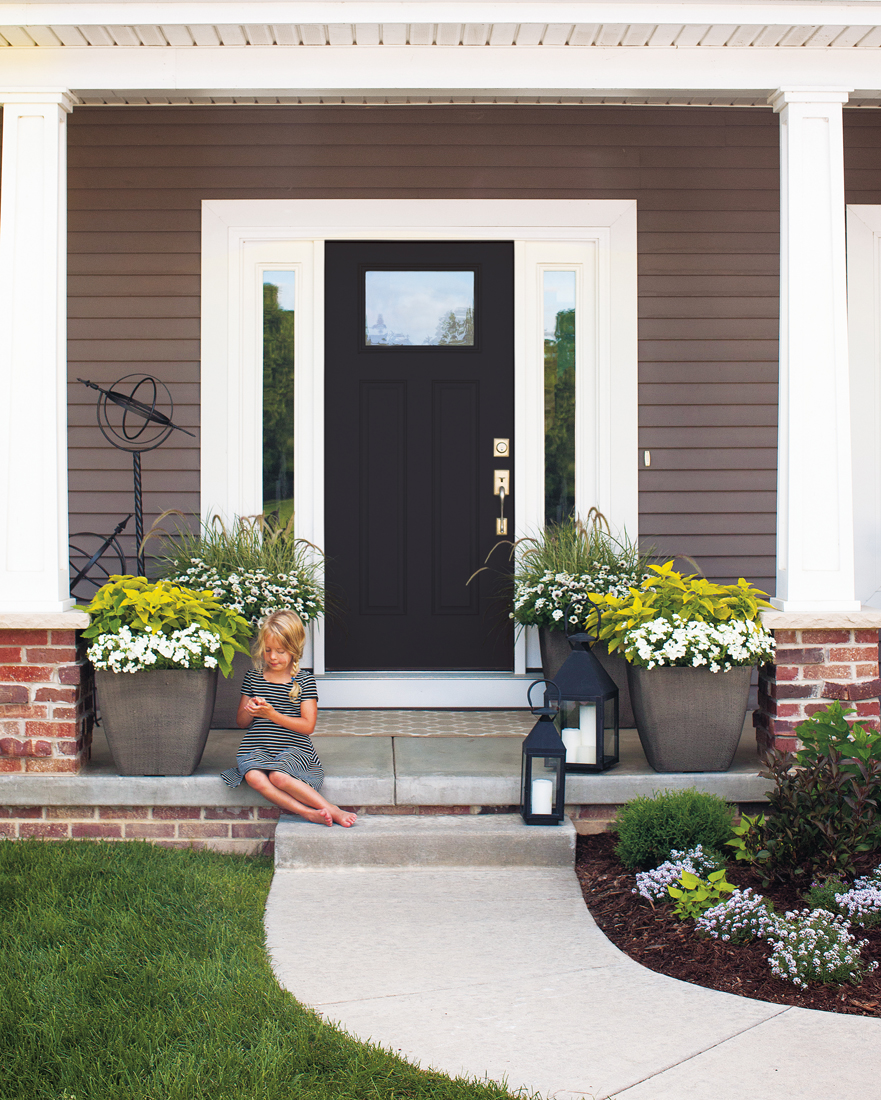 Porch Planter Box Ideas: Creative Ways to Spruce Up Your Porch