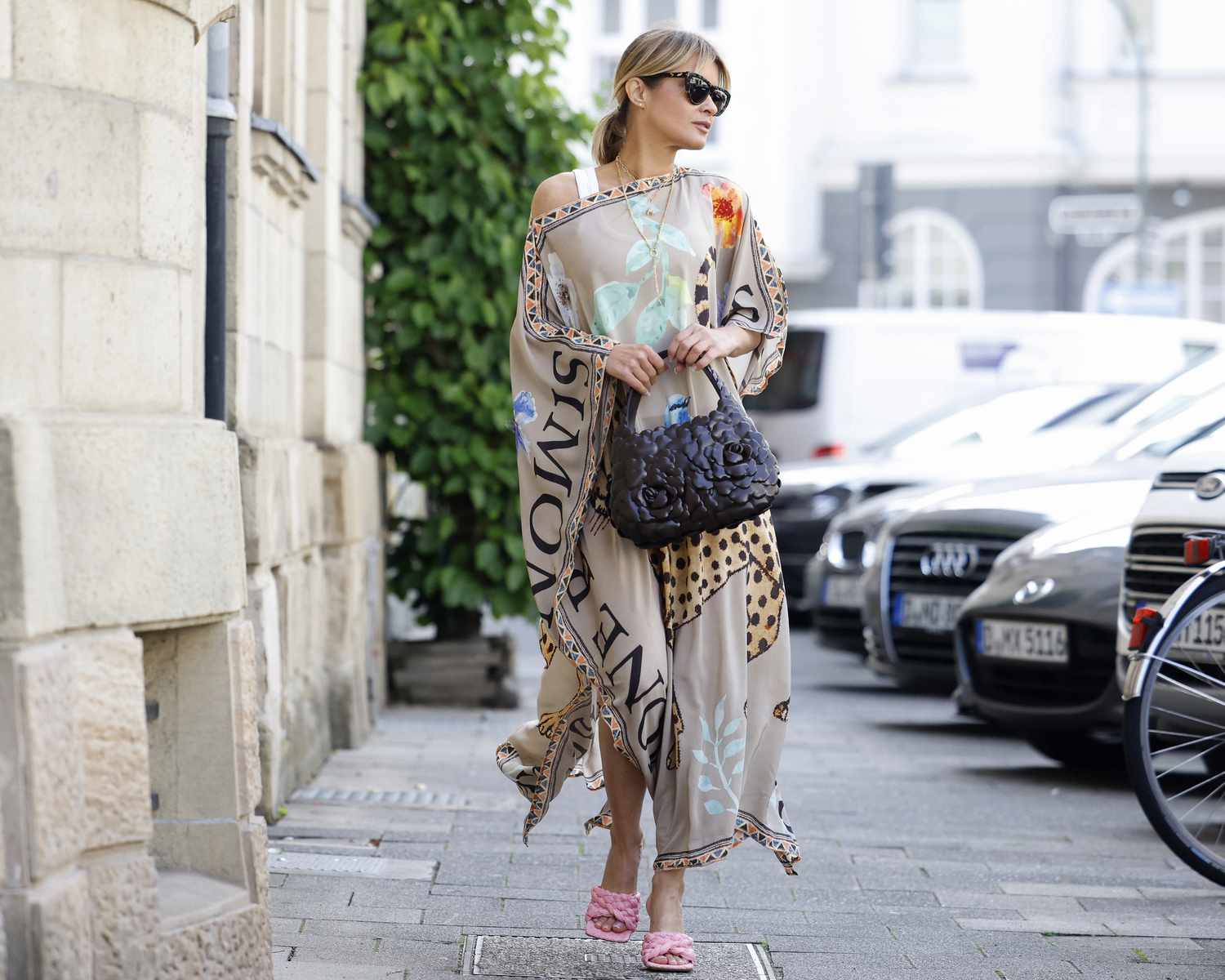 Caftan Outfit Ideas: Chic Ways to Style Your Caftan.