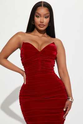 Shop Elegant Velvet Red Midi Dresses for Every Occasion