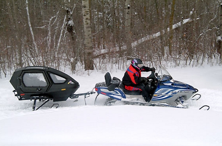 Why the Equinox Snow Coach is Perfect for Snowy Terrain Travel