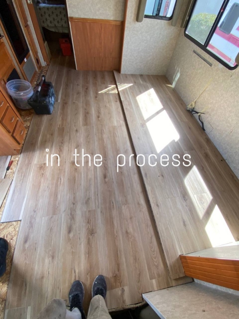 Cost to replace rv slide out floor: A simple breakdown of average prices and saving methods.