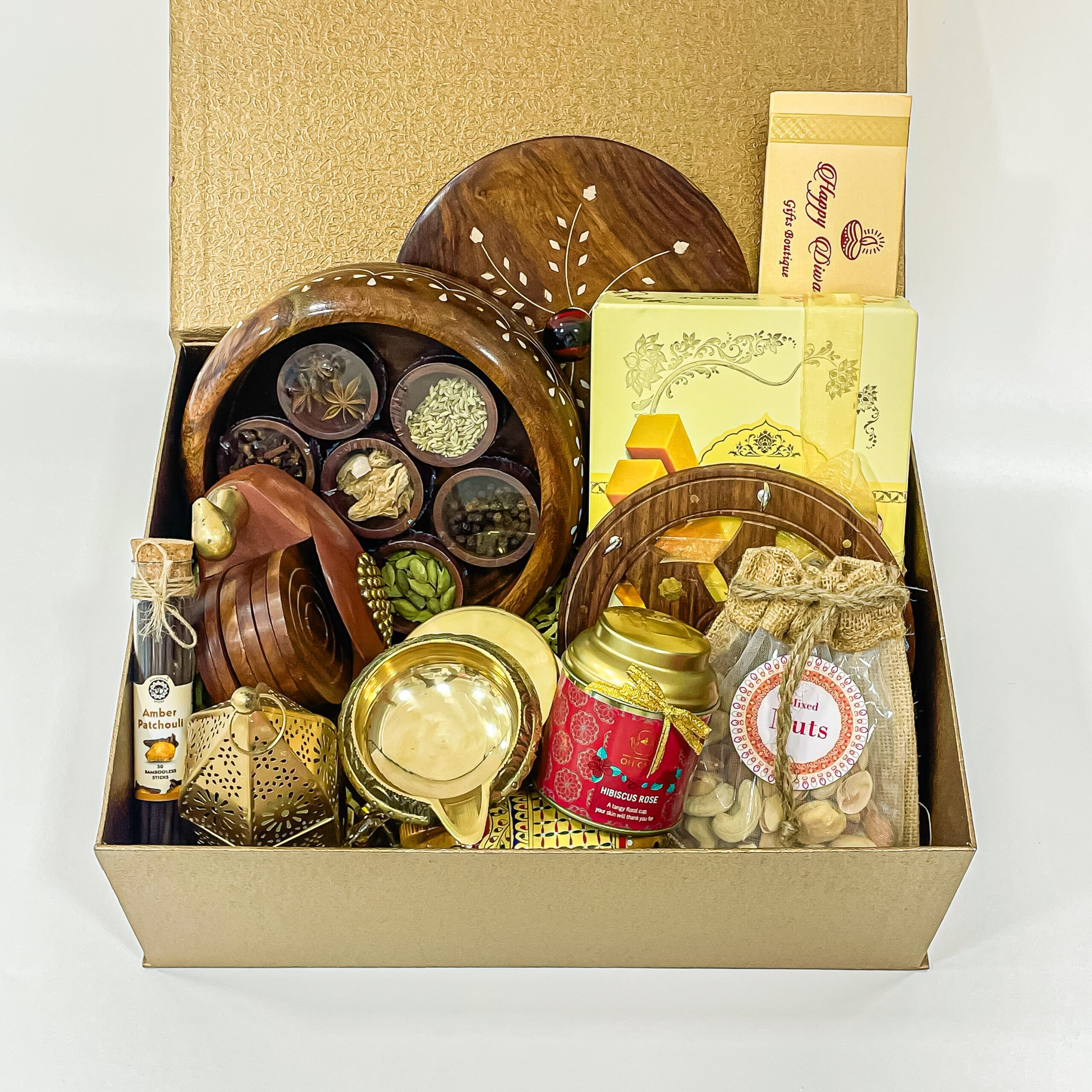 Shop Indian Christmas Presents: Personalized and Traditional Gift Ideas