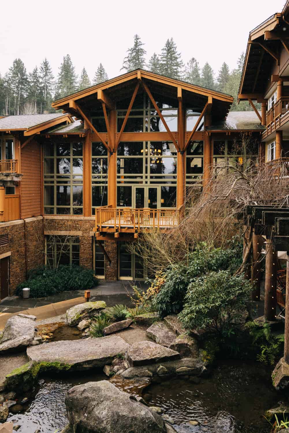 14 Most Romantic Vacations in Washington State for Couples