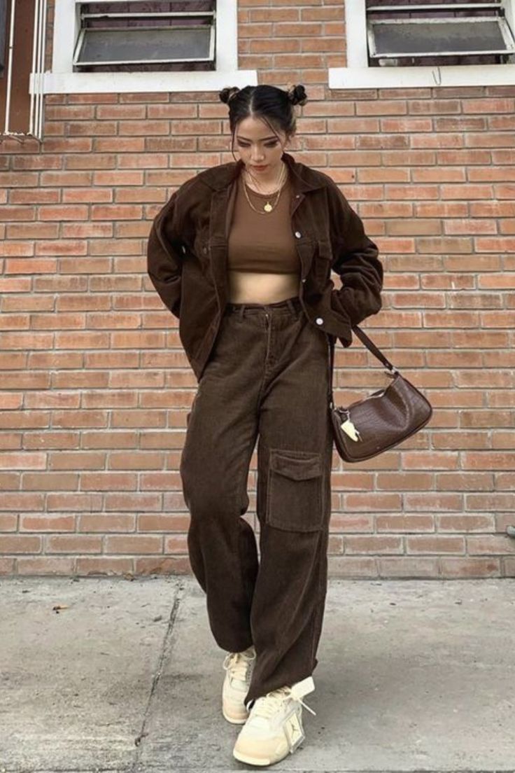 Styling Hunter and Brown Cargo Pants: Outfit Ideas for Every Occasion