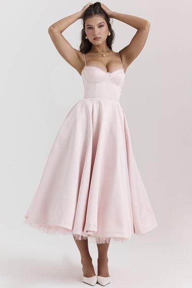 Discover the Mademoiselle Ballerina Pink Midi Dress – A Classic Addition to Your Wardrobe