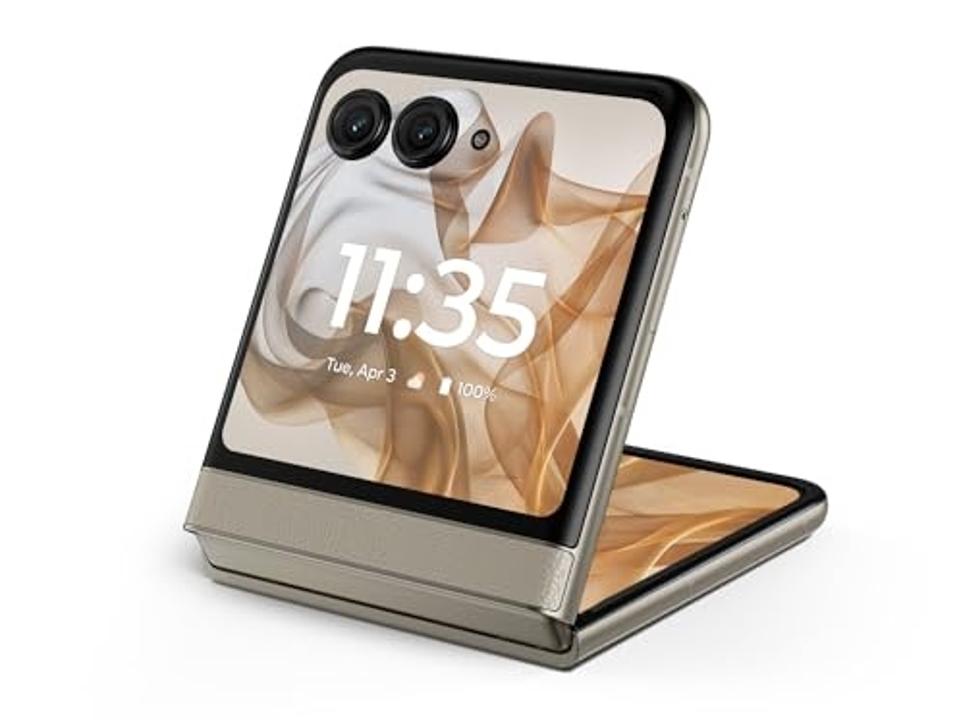Moto Razr Gold Review: Premium Flip, Next-Level Performance