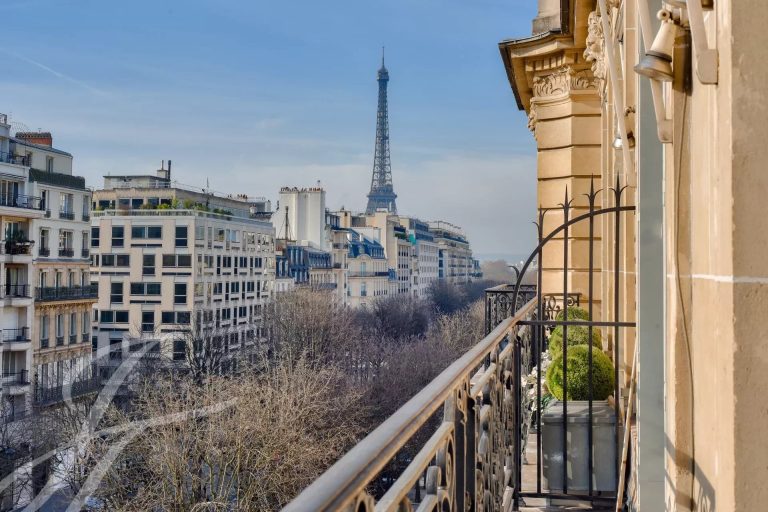 Exclusive Paris Penthouses for Sale: Panoramic Views & Premier Locations