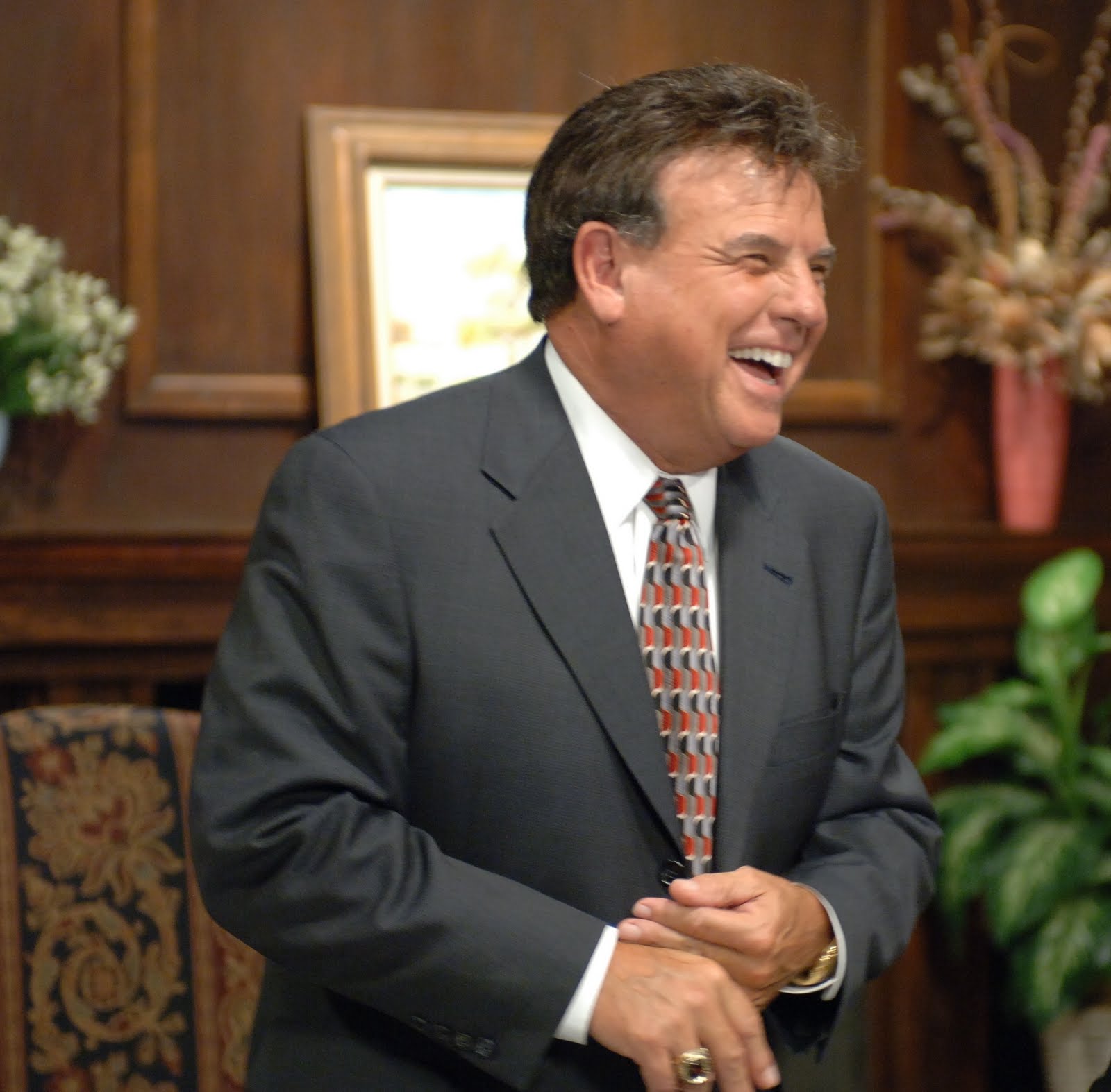 How Much is Tom Hopkins Worth? Discover His Sales Career Earnings