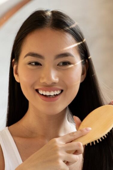 Best Hairbrush for Asian Hair: Expert Tips for Choosing the Right One!