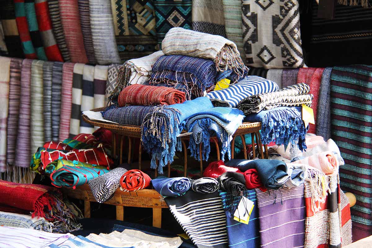 Top 10 Best Things to Buy in Peru: A Complete Guide to Peruvian Gifts and Crafts