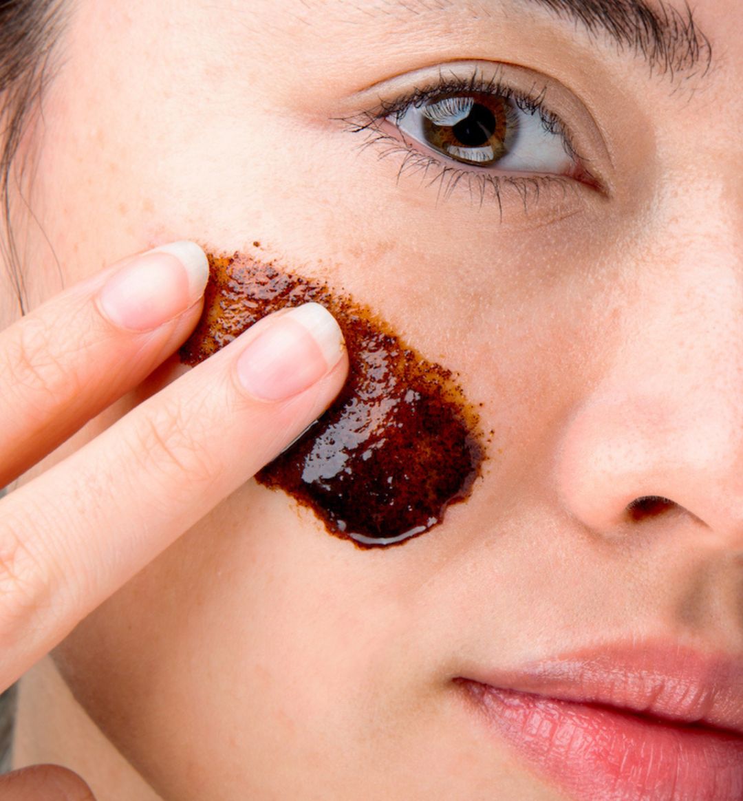 Want to know how to exfoliate under eyes gently? Discover the best methods for your sensitive skin.
