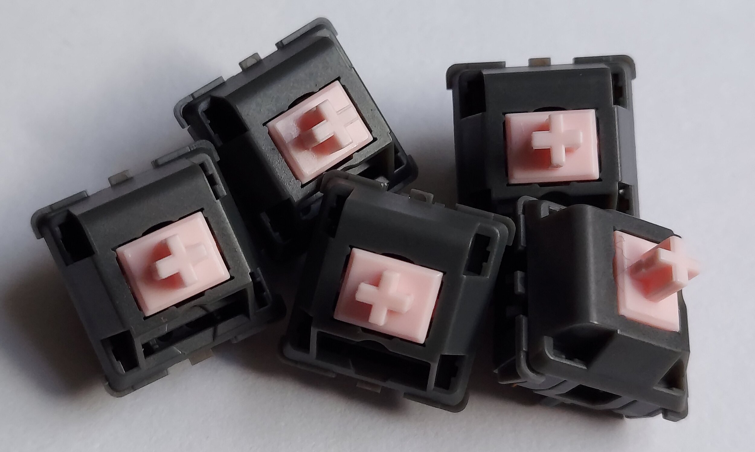 Why Choose Alpaca V2 Switches? Performance, Smoothness & Silent Keystrokes