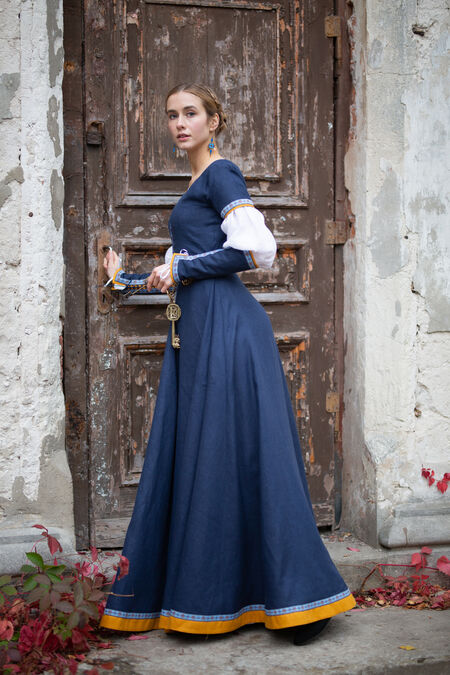 Where to Buy Modern Medieval Fashion: Best Brands & Shops