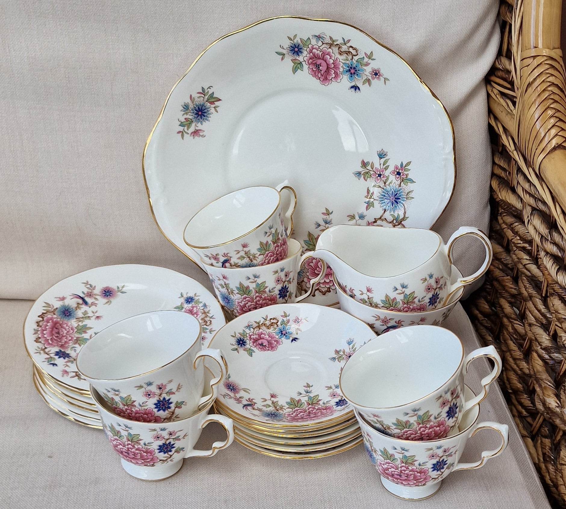 Buy Queen Anne Bone China Online: Fine China for Collectors
