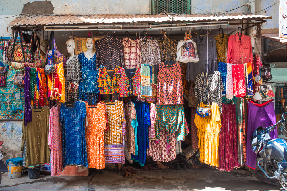 Best Things to Buy in India: Unique Souvenirs and Essentials