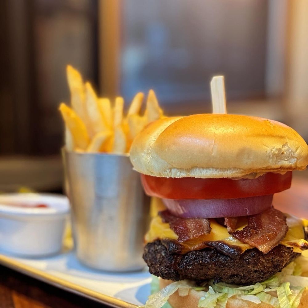 Bellevue ID Restaurants: Top Picks & Local Favorites!