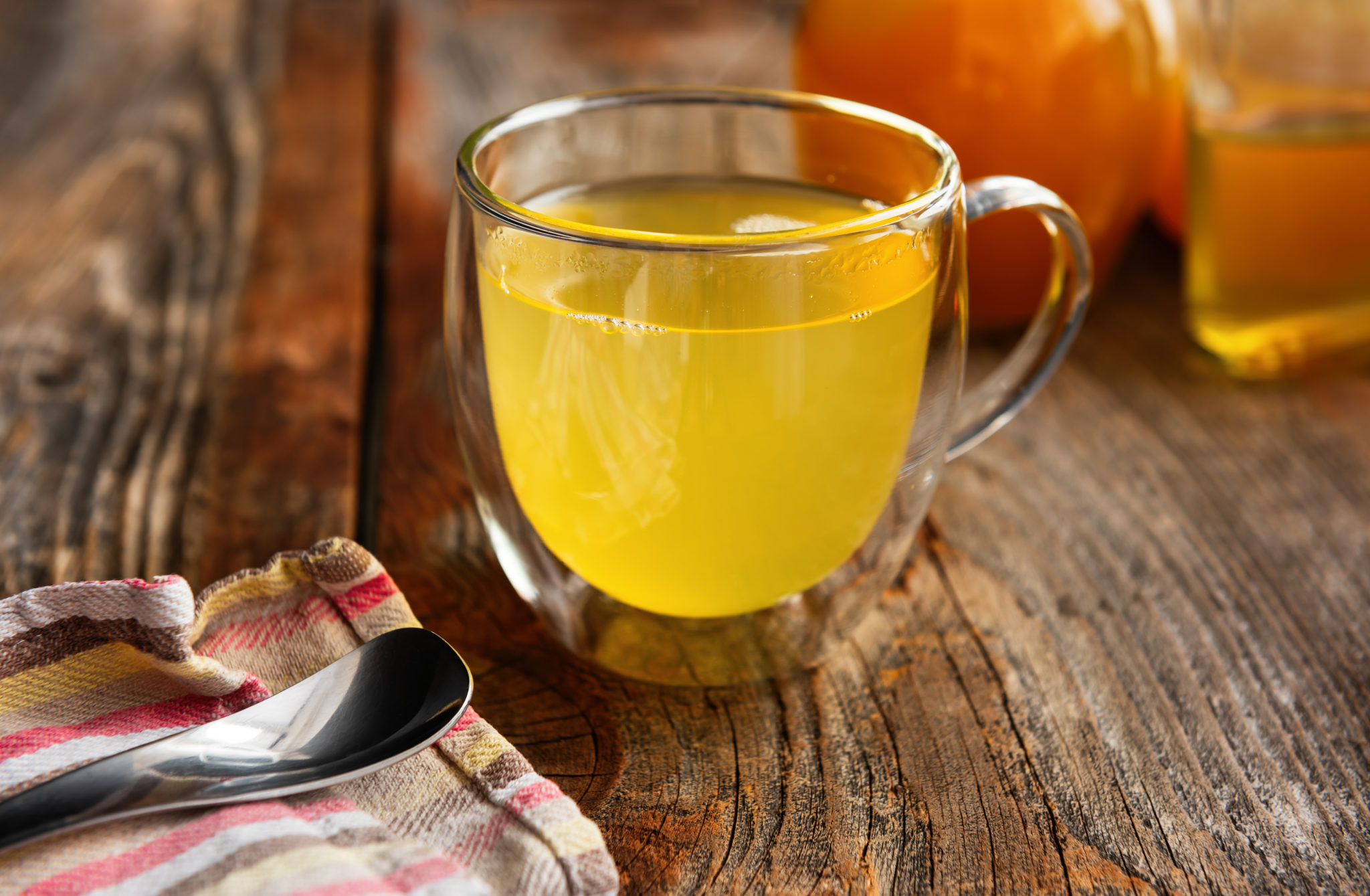 Best Time to Drink ACV Water and Lemon: Morning or Night?