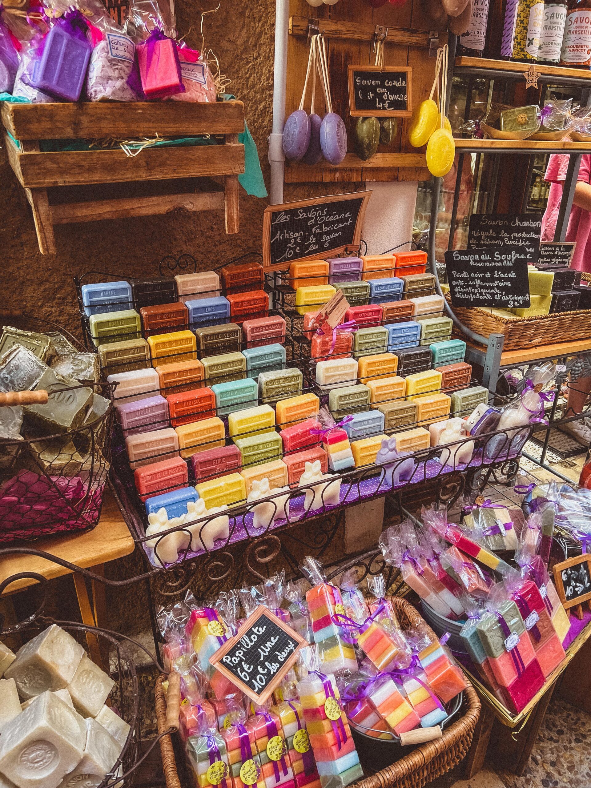 Best Souvenirs to Buy in Paris: A Guide to Must-Have Parisian Gifts