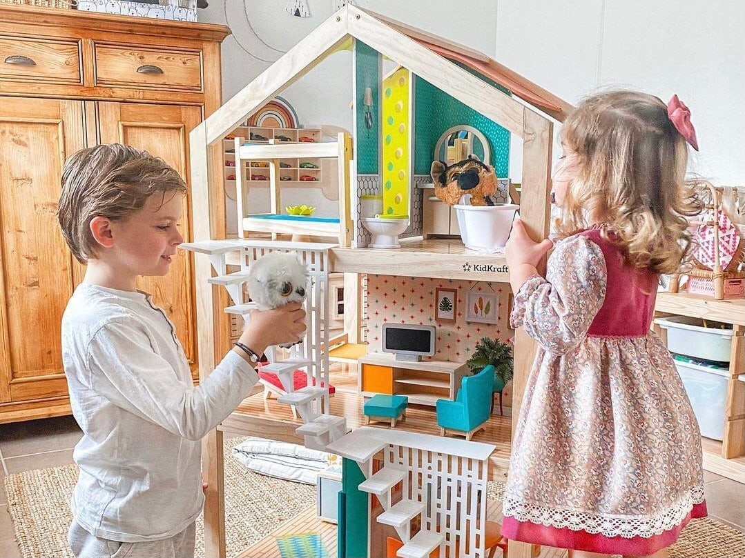 Gender Neutral Doll Houses: The Perfect Playtime for Every Child